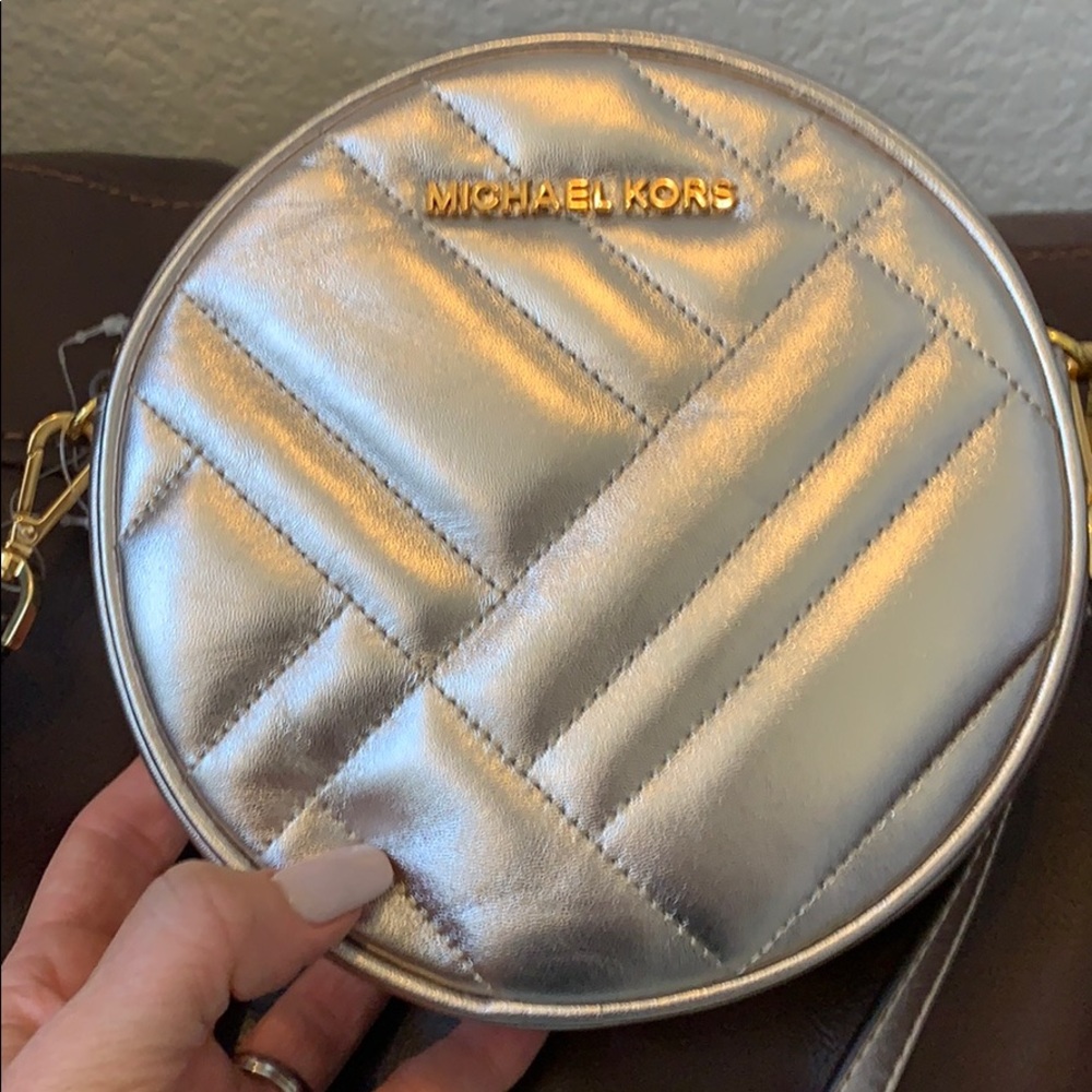 NWOT Gold Michael Kors crossbody purse